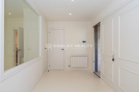 Villa till salu i Santa Cristina d'Aro, Girona, Spanien 3 sovrum, 596 kvm. Nr. 182667 - foto 24