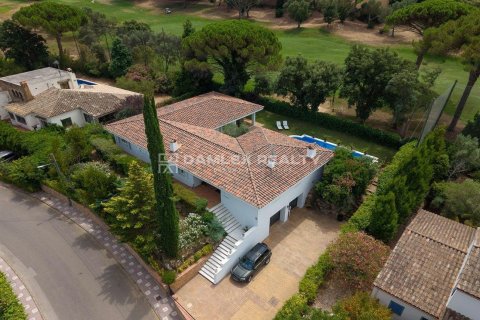 Villa till salu i Santa Cristina d'Aro, Girona, Spanien 3 sovrum, 596 kvm. Nr. 182667 - foto 5
