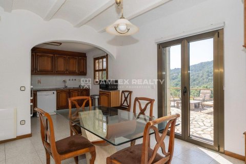 Villa till salu i Calonge, Girona, Spanien 6 sovrum, 388 kvm. Nr. 182668 - foto 28