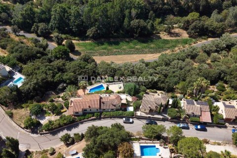 Villa till salu i Calonge, Girona, Spanien 6 sovrum, 388 kvm. Nr. 182668 - foto 8