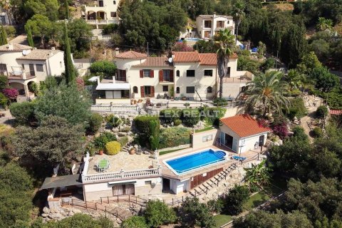 Villa till salu i Calonge, Girona, Spanien 6 sovrum, 388 kvm. Nr. 182668 - foto 9