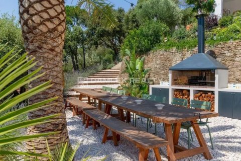 Hus till salu i Calella De Palafrugell, Girona, Spanien 7 sovrum, 621 kvm. Nr. 182665 - foto 11