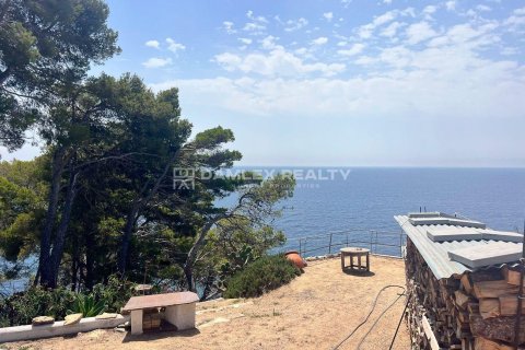 Villa till salu i Lloret de Mar, Girona, Spanien 4 sovrum, 224 kvm. Nr. 182666 - foto 6