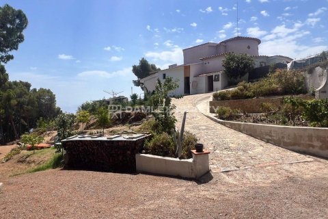 Villa till salu i Lloret de Mar, Girona, Spanien 4 sovrum, 224 kvm. Nr. 182666 - foto 15