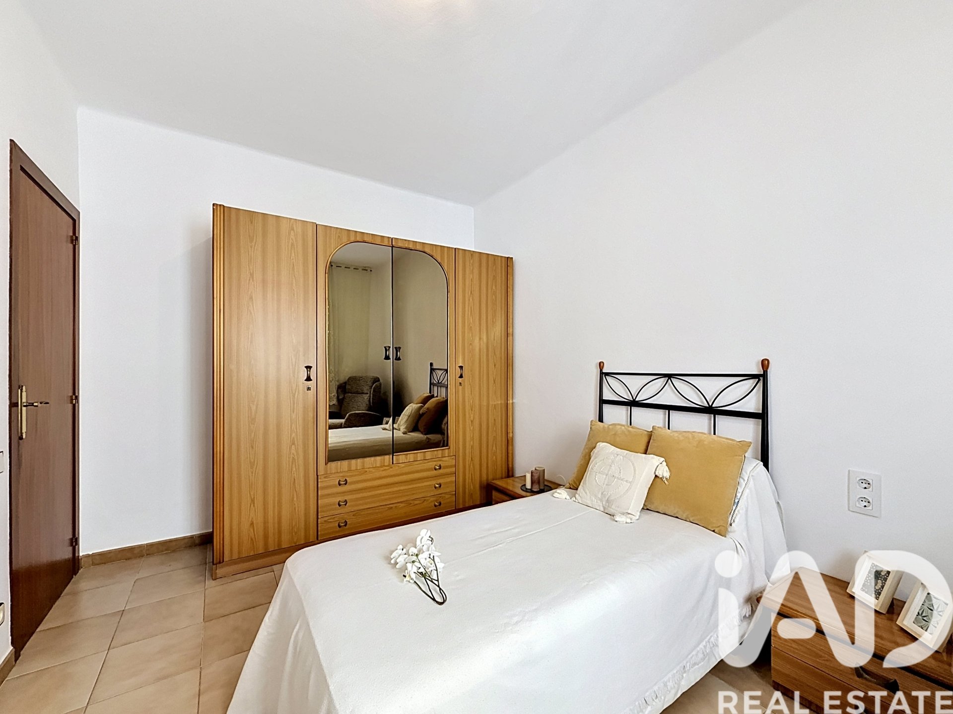 Apartamento en Mataró, Barcelona, España 3 dormitorios, 69 m2 No. 172338