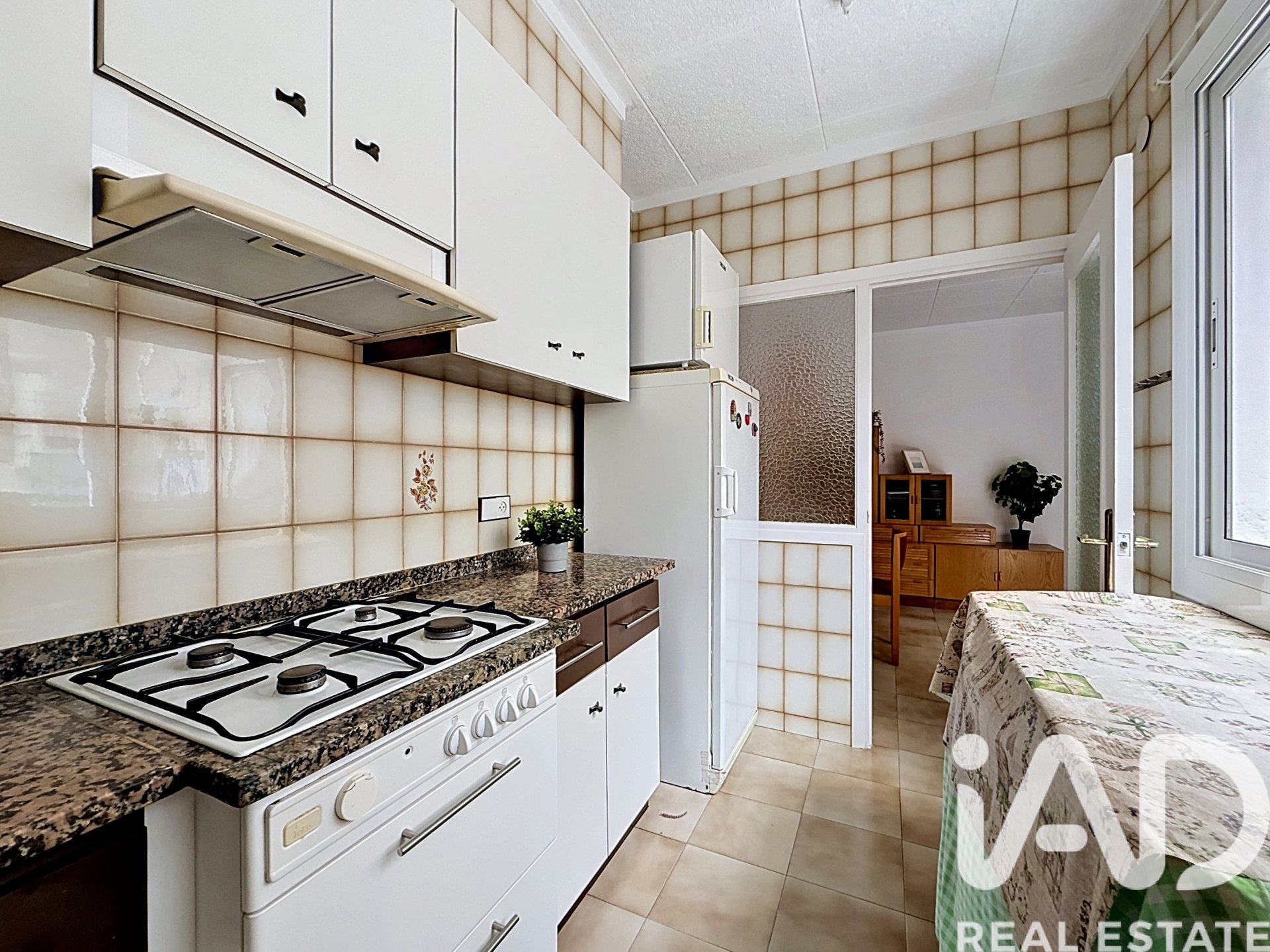 Apartamento en Mataró, Barcelona, España 3 dormitorios, 69 m2 No. 172338