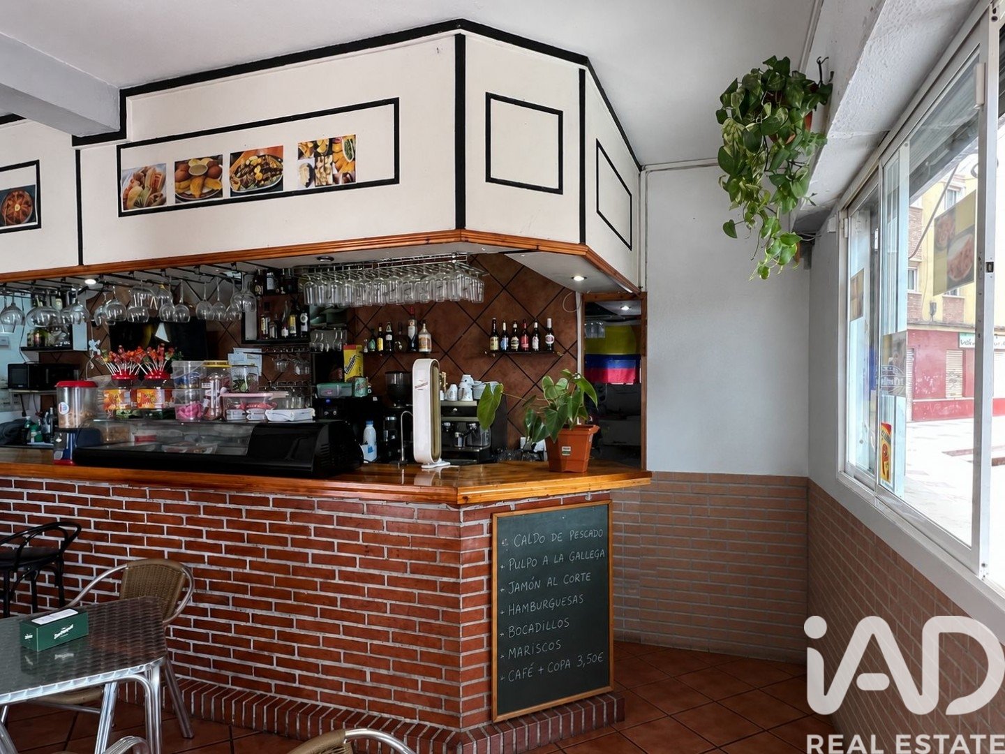 Commercial property à Malaga, Espagne 2 chambres, 69 m2 No. 172341
