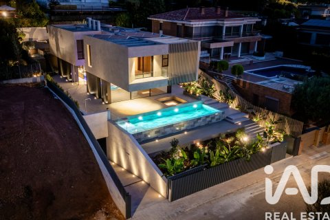 House à vendre à Teia, Barcelona, Espagne, 4 chambres, 611 m2 No. 172339 - photo 26