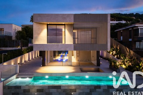 House à vendre à Teia, Barcelona, Espagne, 4 chambres, 611 m2 No. 172339 - photo 27