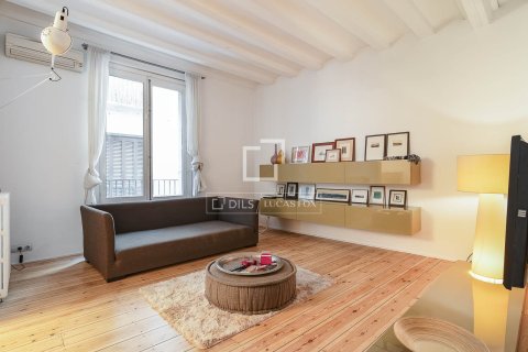 Apartamento en venta en Barcelona, España 2 dormitorios, 144 m2 No. 193674 - foto 7