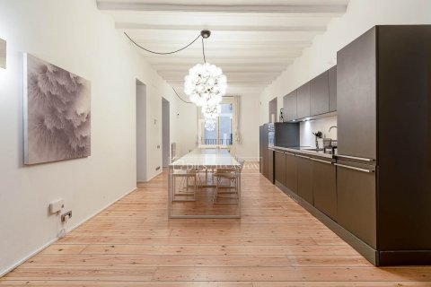 Apartamento en venta en Barcelona, España 2 dormitorios, 144 m2 No. 193674 - foto 8