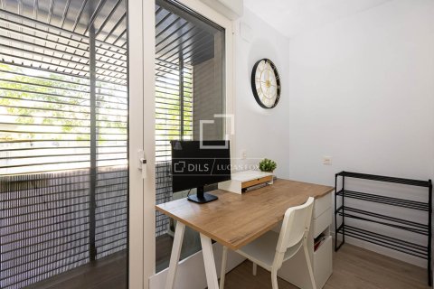 Wohnung zum Verkauf in Barcelona, Spanien 3 Schlafzimmer, 88 m2 Nr. 193671 - Foto 3