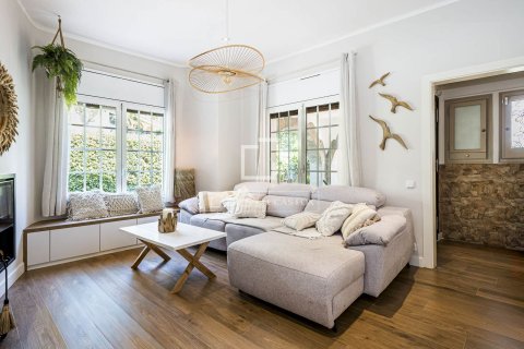 Villa for sale in Castelldefels, Barcelona, Spain 3 bedrooms, 163 sq.m. No. 193675 - photo 9