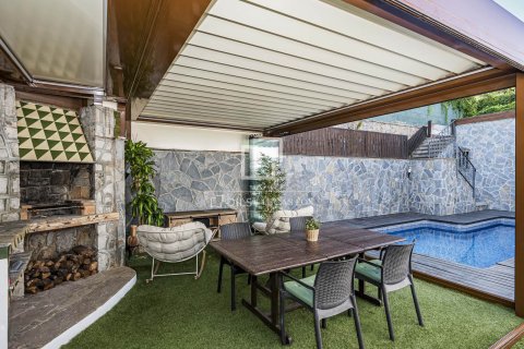 Villa for sale in Castelldefels, Barcelona, Spain 3 bedrooms, 163 sq.m. No. 193675 - photo 29
