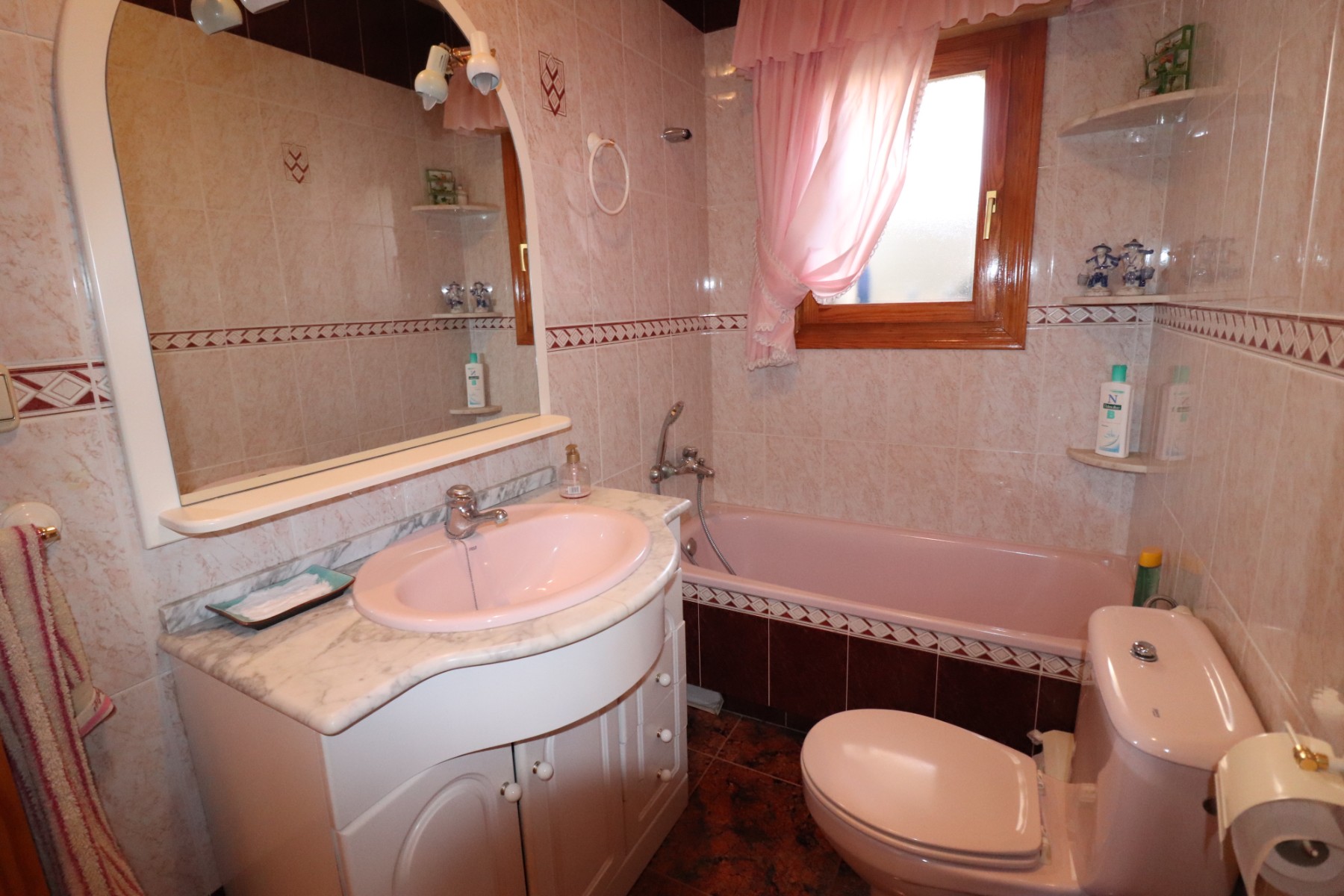 Вилла в Альгорфа, Аликанте, Испания 5 спален, 122м2 №146571