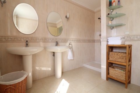 Продажа виллы в Альгорфа, Аликанте, Испания 3 спальни, 216м2 №146572 - фото 11