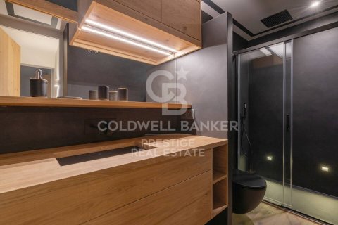 Huoneisto myytävänä Barcelona, Espanja, 3 makuuhuonetta, 123 m2 No. 160124 - kuva 23