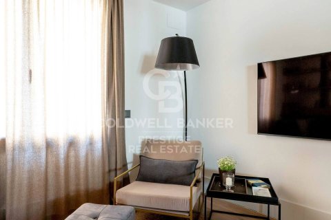Apartment for sale in Barcelona, Spain 3 bedrooms, 123 sq.m. No. 160124 - photo 18
