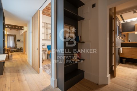 Apartment for sale in Barcelona, Spain 3 bedrooms, 123 sq.m. No. 160124 - photo 17