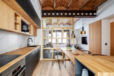 Apartment for sale in Barcelona, Spain 3 bedrooms, 123 sq.m. No. 160124 - photo 20