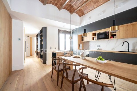 Apartment for sale in Barcelona, Spain 3 bedrooms, 123 sq.m. No. 160124 - photo 19