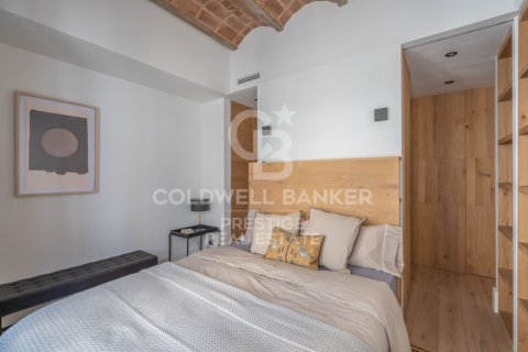 Huoneisto myytävänä Barcelona, Espanja, 3 makuuhuonetta, 123 m2 No. 160124 - kuva 6