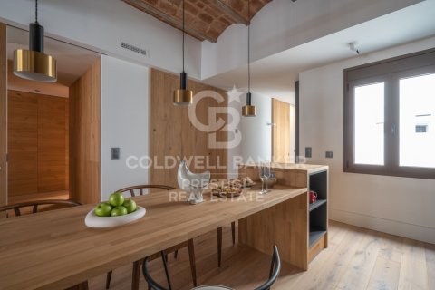 Apartment for sale in Barcelona, Spain 3 bedrooms, 123 sq.m. No. 160124 - photo 13