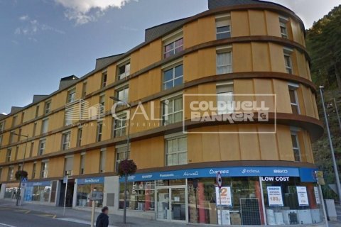Huoneisto myytävänä Principado De Andorra (Ninguna Poblacion Tiene C.P.), Lleida, Espanja, 2 makuuhuonetta, 76 m2 No. 160125 - kuva 17