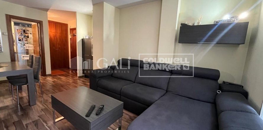 Huoneisto Principado De Andorra (Ninguna Poblacion Tiene C.P.), Lleida, Espanja 2 makuuhuonetta, 76 m2 No. 160125