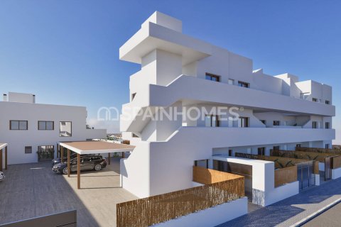 Kattohuoneisto myytävänä Los Alcazares, Murcia, Espanja, 3 makuuhuonetta, 85 m2 No. 161098 - kuva 8