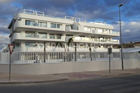 Apartment in Orihuela, Alicante, Spain 2 bedrooms, 77 sq.m. No. 161100