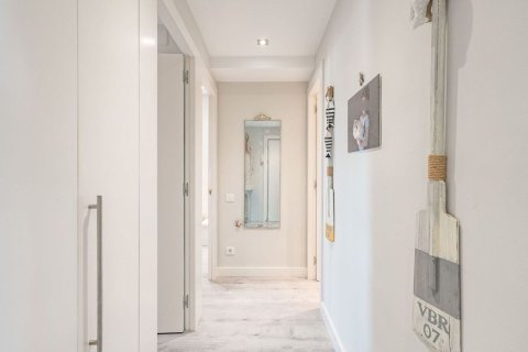 Продажа квартиры в Ситжес, Барселона, Испания 2 спальни, 64м2 №161747 - фото 19