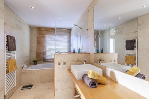 Продажа дома в Ситжес, Барселона, Испания 5 спален, 494м2 №161752 - фото 8