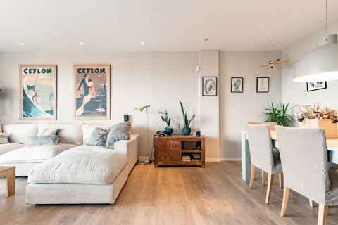 Huoneisto myytävänä Sitges, Barcelona, Espanja, 4 makuuhuonetta, 181 m2 No. 161750 - kuva 15