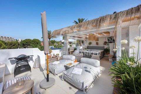 Villa en Marbella, Málaga, España 4 dormitorios, 174 m2 No. 157969