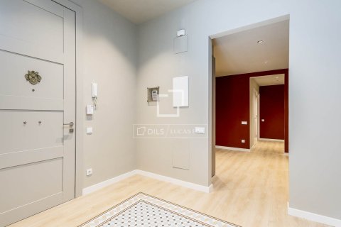 Apartamento en venta en Barcelona, España 3 dormitorios, 139 m2 No. 150644 - foto 16