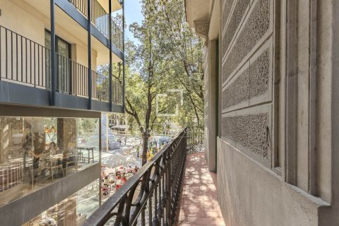 Apartamento en venta en Barcelona, España 3 dormitorios, 139 m2 No. 150644 - foto 13