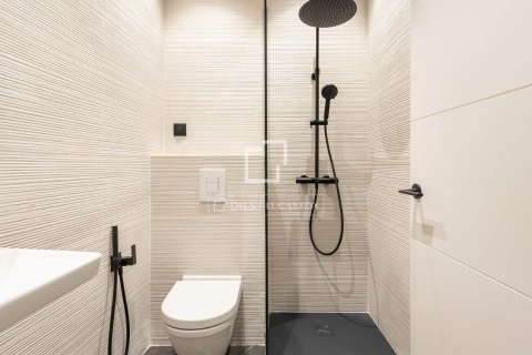 Apartment à vendre à Barcelona, Espagne, 2 chambres, 77 m2 No. 150645 - photo 24