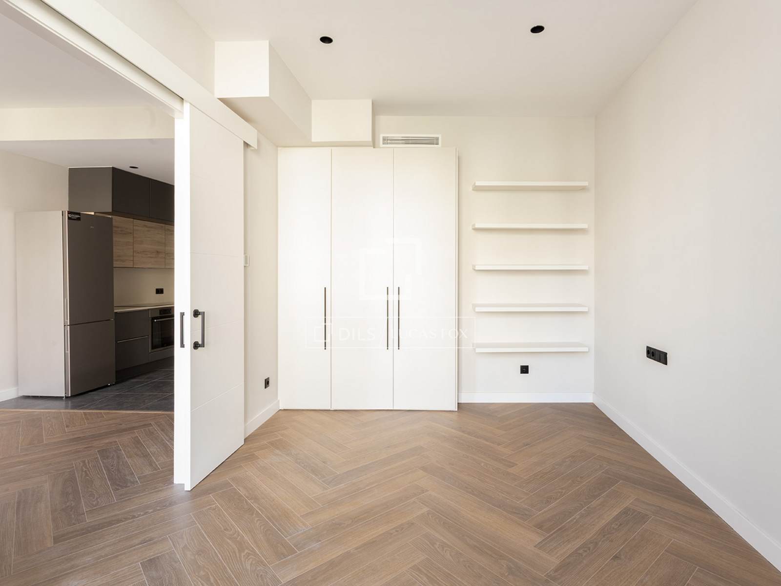 Apartment in Barcelona, Spain 2 bedrooms, 77 sq.m. No. 150645