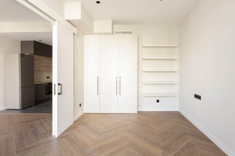 Apartment à vendre à Barcelona, Espagne, 2 chambres, 77 m2 No. 150645 - photo 9