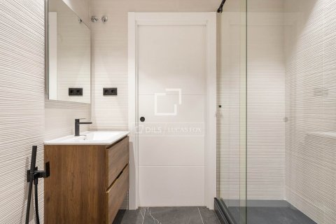 Apartamento en venta en Barcelona, España 3 dormitorios, 156 m2 No. 150643 - foto 20
