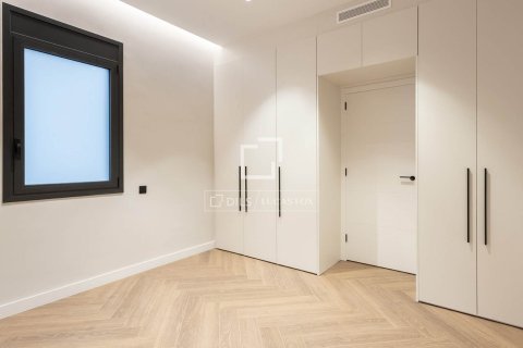 Apartamento en venta en Barcelona, España 3 dormitorios, 156 m2 No. 150643 - foto 18