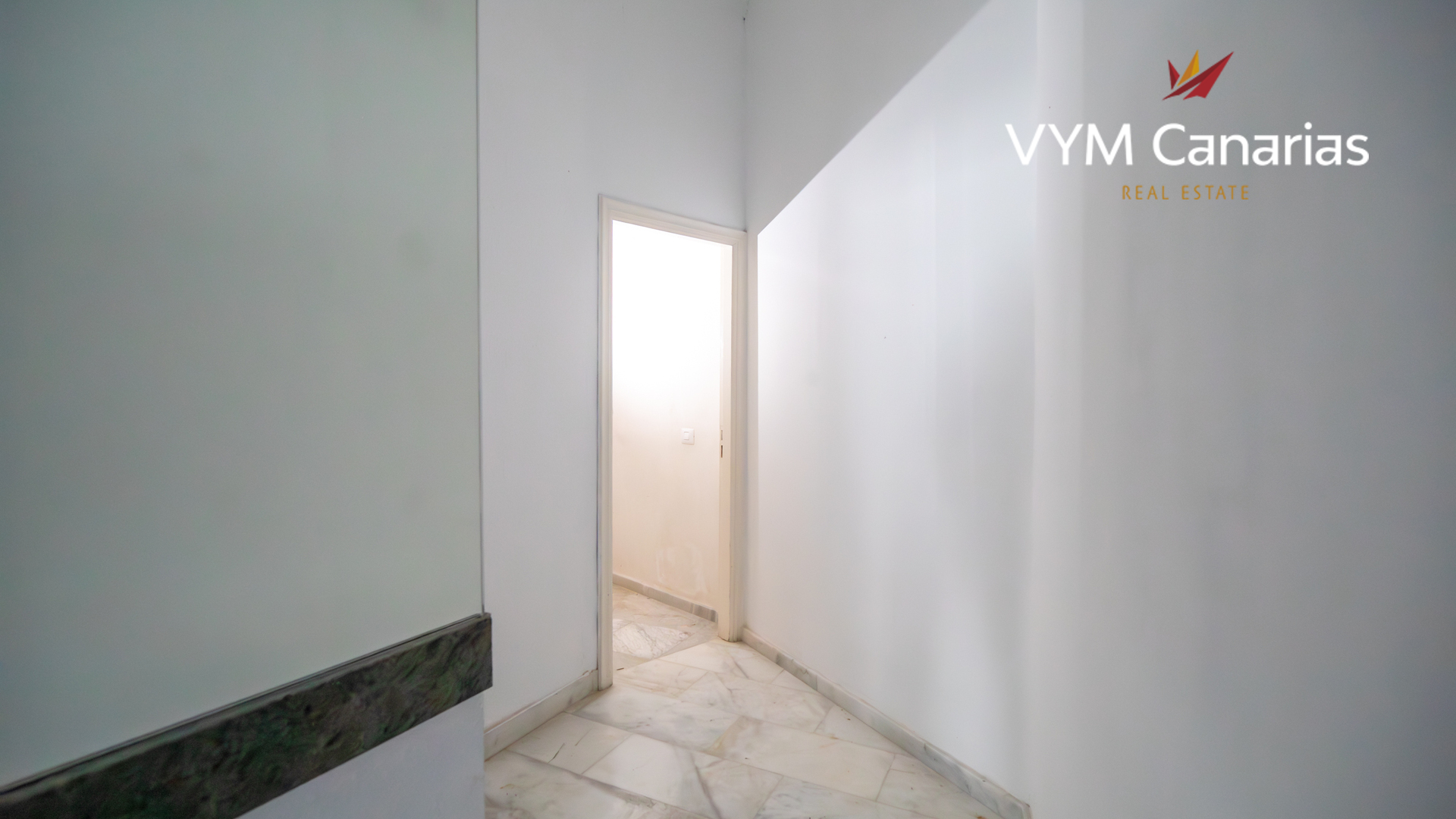 Gewerbeimmobilien in Puerto de Santiago, Tenerife, Spanien 1 Schlafzimmer, 122 m2 Nr. 183677