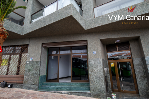 Commercial property in Puerto de Santiago, Tenerife, Spain 1 bedroom, 122 sq.m. No. 183677