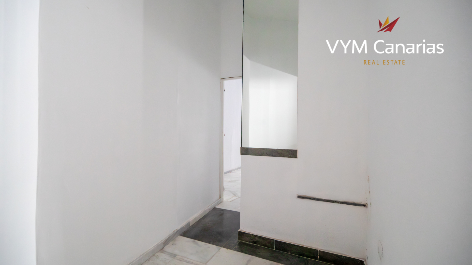 Gewerbeimmobilien in Puerto de Santiago, Tenerife, Spanien 1 Schlafzimmer, 122 m2 Nr. 183677