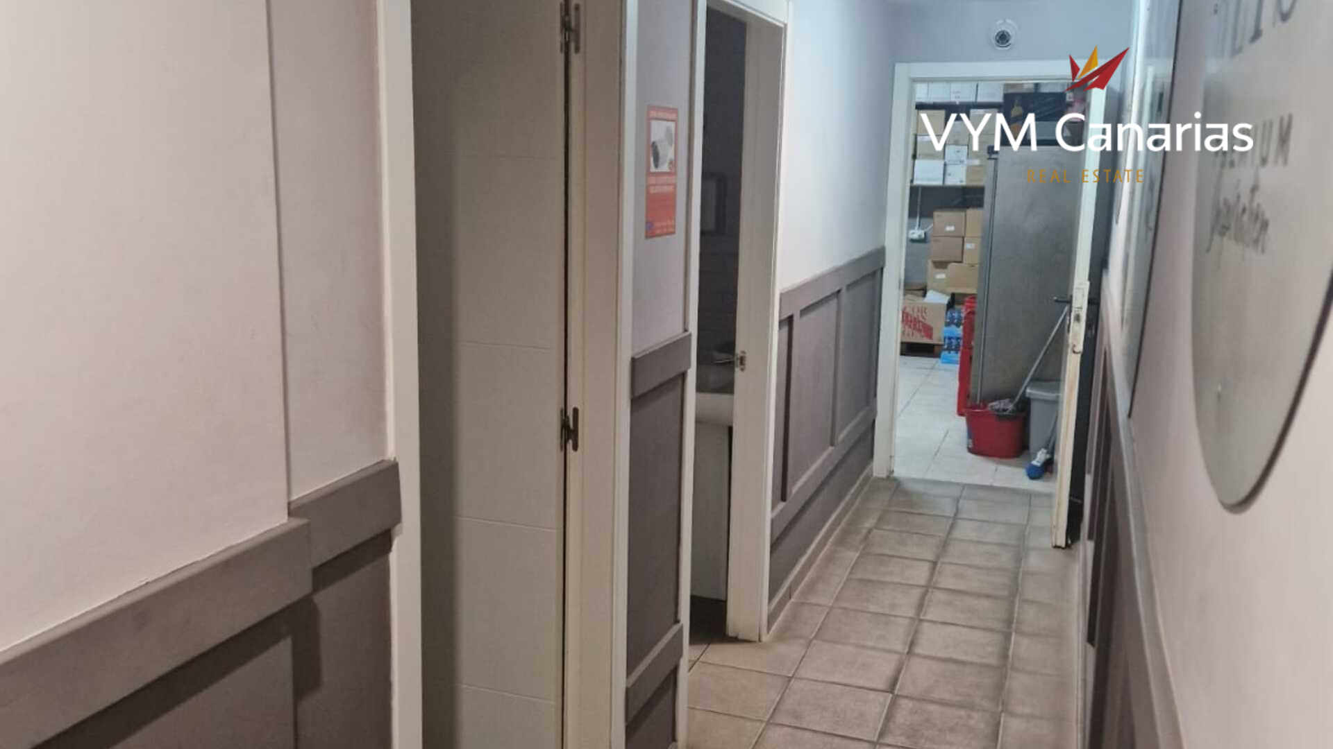 Propiedad comercial en Playa, València, España 1 dormitorio, 90 m2 No. 183675