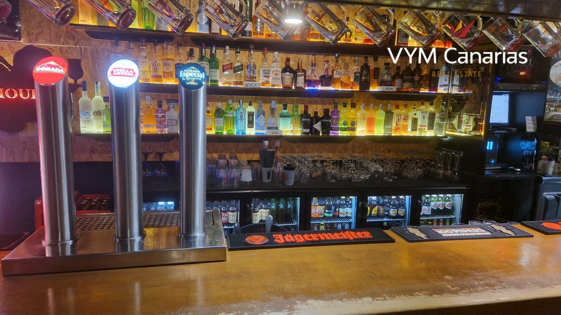 Propiedad comercial en Playa, València, España 1 dormitorio, 90 m2 No. 183675