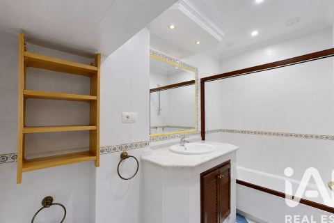 Apartment for sale in Arcos de la Frontera, Cadiz, Spain 3 bedrooms, 91 sq.m. No. 184717 - photo 20