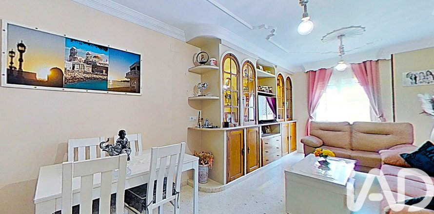 Apartment in Arcos de la Frontera, Cadiz, Spain 3 bedrooms, 91 sq.m. No. 184717