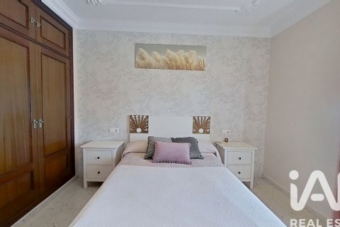 Apartment for sale in Arcos de la Frontera, Cadiz, Spain 3 bedrooms, 91 sq.m. No. 184717 - photo 2